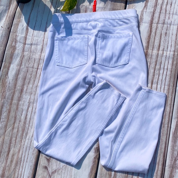 SPANX by Sara Blakely Jean-ish Ankle Leggings | Size Medium | White - Picture 4 of 7